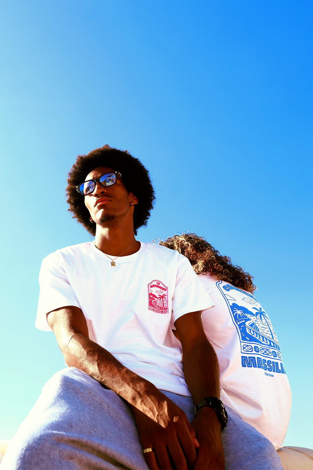 Deux T-shirt coton blanc et design bleu/ design rose pour homme